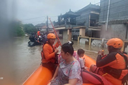 Rossby Ekuator Dorong Pertumbuhan Awan Hujan, Bali Hadapi Cuaca Buruk hingga Sebabkan Banjir