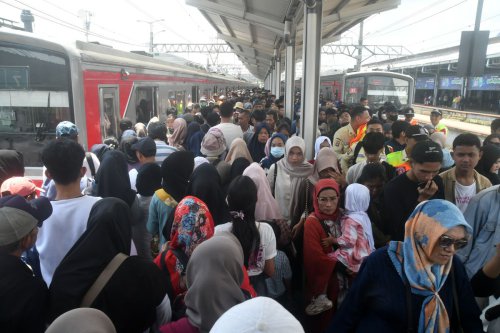 Jadwal KRL Bogor-Jakarta Kota Hari Ini, Paling Pagi dan Paling Malam