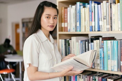 Perpustakaan Kabupaten Kudus Kini Tutup Lebih Malam, Cek Jam Operasional Terbaru