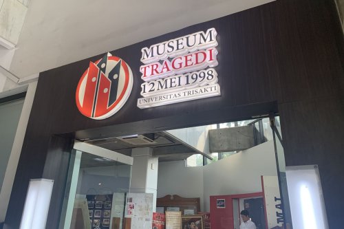 BERITA FOTO: Tapak Tilas 27 Tahun Reformasi di Museum Tragedi 12 Mei 1998