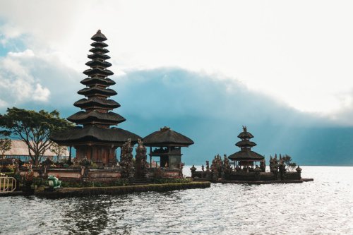 Top 10+ Pulau Terbaik Dunia 2025 versi Travel + Leisure, Bali Nomor 3, Kalahkan Maldives