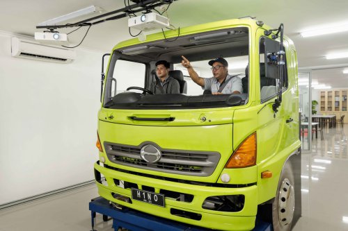 HTSCC: Pusat Pelatihan Keselamatan Pengemudi Hino