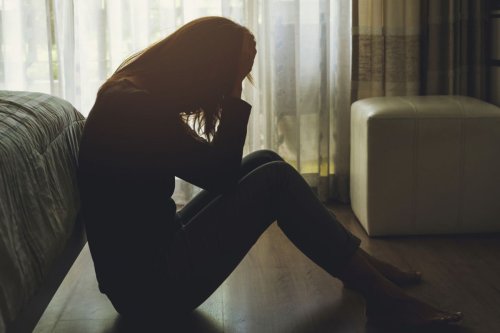Top 6+ Kebiasaan yang Bisa Memicu Kecemasan, Salah Satunya People Pleasing