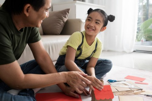 100 Caption untuk Anak Perempuan Pertama, Penuh Cinta dan Makna