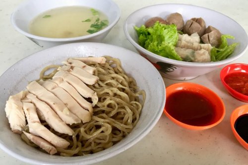 Top 6+ Bakmi Legendaris Jakarta Barat, dari Ayam Kampung hingga Sambal Matah