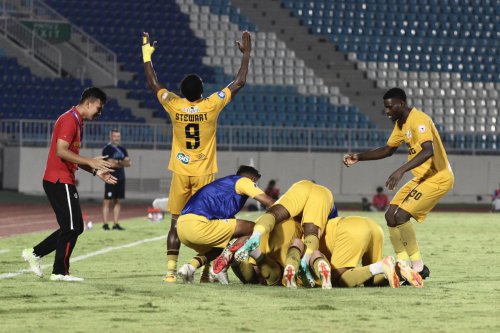 Link Live Streaming Semen Padang Vs Dewa United, Kick Off 15.30 WIB