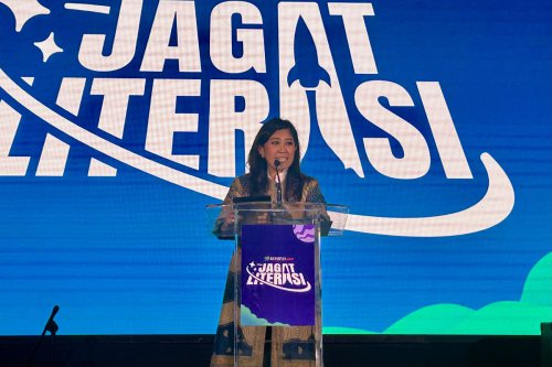 Meutya Hafid Kenakan Wastra UMKM Yogyakarta di HUT Ke-30 Kompas.com