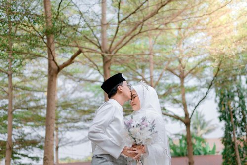 1. Doa Nabi Zakaria agar Tidak Hidup Sendiri (QS Al-Anbiya: 89), 2. Doa Nabi Musa Memohon Kebaikan (QS Al-Qashash: 24), 3. Doa Memohon Pasangan dan Keturunan Penyejuk Hati (QS Al-Furqan: 74), 4. Doa Memohon Jodoh untuk Laki-Laki, 5. Doa Memohon Jodoh untuk Perempuan, Top 5+ Doa Minta Jodoh yang Baik dan Tepat Menurut Ajaran Islam