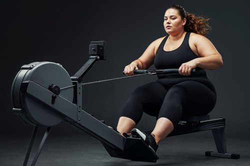 Apa itu formula kardio 3-2-1?, Mengapa latihan intensitas rendah penting?, Peran latihan intensitas sedang dan tinggi, Bagaimana formula ini membantu membakar lemak?, Nutrisi tetap menjadi kunci, Pelatih Bella Hadid Ungkap Formula Kardio 3-2-1 untuk Bakar Lemak tanpa Kehilangan Otot