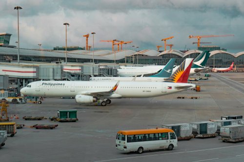 Top 10+ Rute Penerbangan Tersibuk di Dunia, Ada Indonesia?