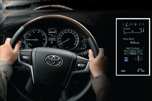 Perbedaan Perawatan Mobil Hybrid dan Mobil Konvensional