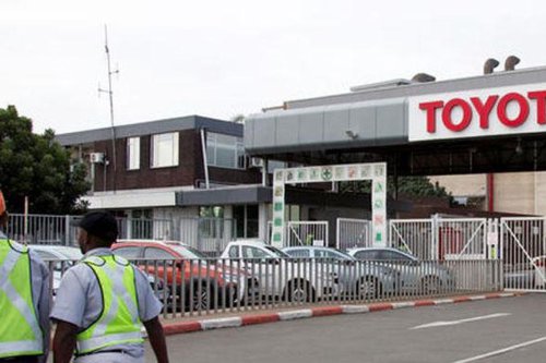 Tekanan Dagang, Toyota Pertimbangkan Impor Mobil Produksi AS