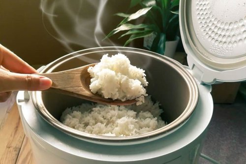 Cara Memasak Nasi Rendah Kalori, Cuma 4 Langkah Mudah