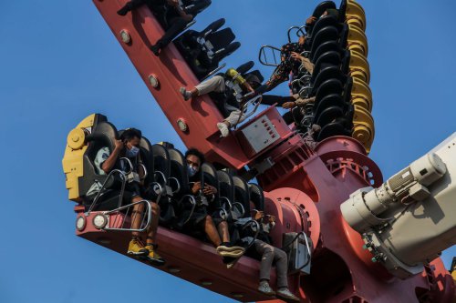 4 Wahana Ekstrem di Dufan yang Wajib Dicoba Pencinta Adrenalin