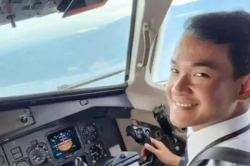 Kopilot Pesawat ATR 42-500 Muhammad Farhan Gunawan Dimakamkan di Gowa