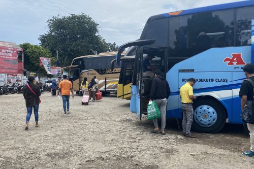 Minimnya Transportasi Desa, Travel Gelap Jadi Alternatif