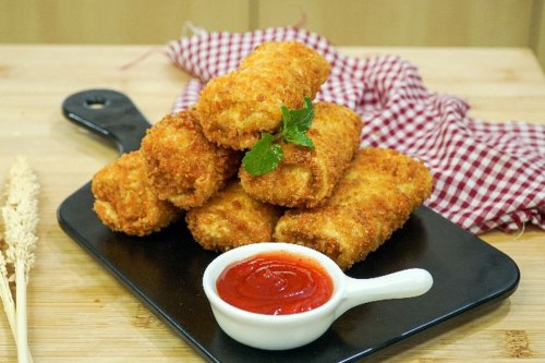 Cara Membuat Risol Daging Asap, Camilan untuk Lomba 17 Agustus