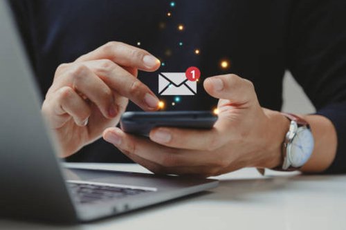 2 Cara Melihat Password Email di Android dan iPhone dengan Mudah