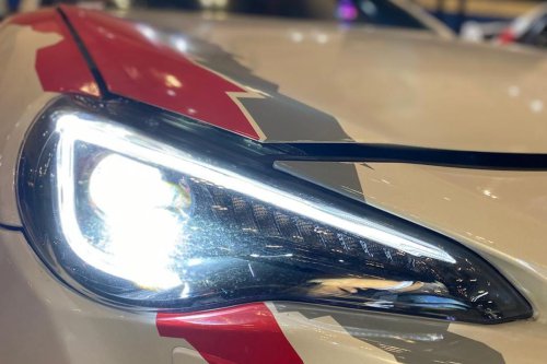 Risiko Pasang Bi-LED pada Mobil Bekas Kecelakaan