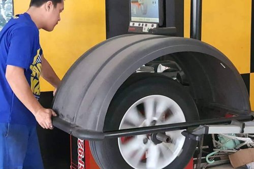 Sering Dianggap Sama, Ini Bedanya Spooring dan Balancing