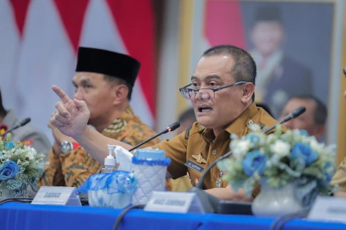 Baru 4 Hari Ahmad Luthfi Minta Kepala Daerah Jaga Integritas, Bupati Cilacap Kena OTT KPK
