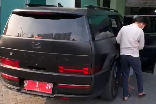 Ketua DPRD Gresik Persilakan Warga Pinjam Mobil Dinas untuk Kegiatan, Bagaimana Caranya?