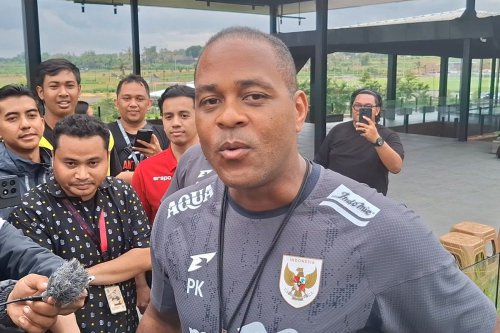 Timnas Indonesia, kualifikasi Piala Dunia 2026, China, Jepang, Kualifikasi Piala Dunia 2026, Patrick Kluivert, Kluivert, Jepang vs Indonesia, timnas indonesia vs jepang, Timnas Indonesia vs China, kualifikasi piala dunia 2026, Kluivert Optimistis Jelang Timnas Indonesia Lawan China dan Jepang