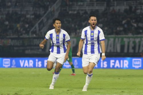 Persib Konsisten di Puncak, Persija dan Borneo FC Mesti Hati-hati