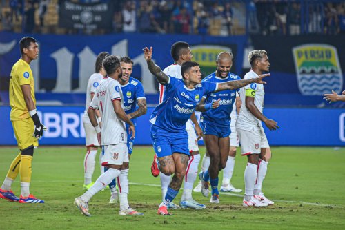 Hodak Bicara Sosok Pengganti Ciro Alves di Persib Bandung