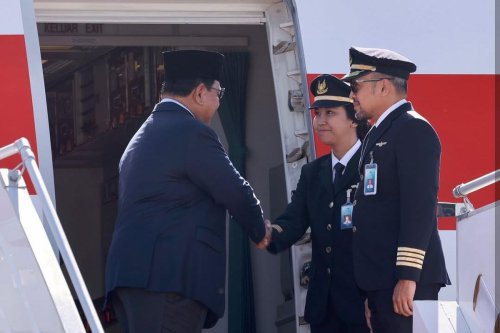 Captain Tania CItra, Pilot Perempuan Pertama yang Terbangkan Presiden Prabowo ke Perancis
