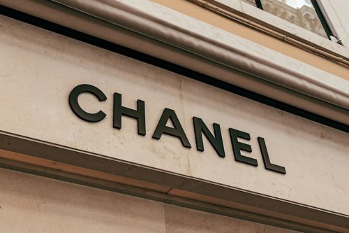 Bukan Beli, Dior dan Chanel Justru Banyak Disewa Jelang Lebaran