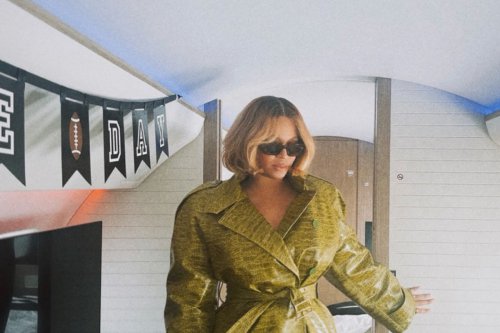 Beyonc&eacute; Tampil dengan Rambut Blonde Bob, Isyaratkan Era Musik Baru?