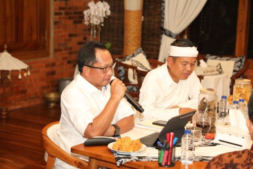 Dedi Mulyadi, Kemendagri, Gubernur Jawa Barat, mendagri tito karnavian, Pilkades digital, Kemendagri Setujui Usulan Dedi Mulyadi, Pilkades Digital Dimulai dari 139 Desa di Indramayu