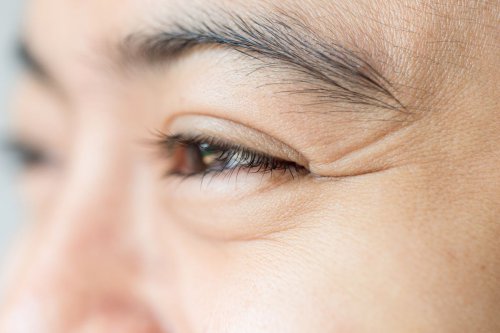 Top 7+ Kandungan Skincare untuk Samarkan Kerutan di Wajah, Apa Saja?