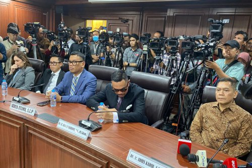 Mengapa Sahroni, Nafa Urbach, dan Eko Patrio Disanksi MKD, tapi Uya Kuya dan Adies Kadir Bebas?