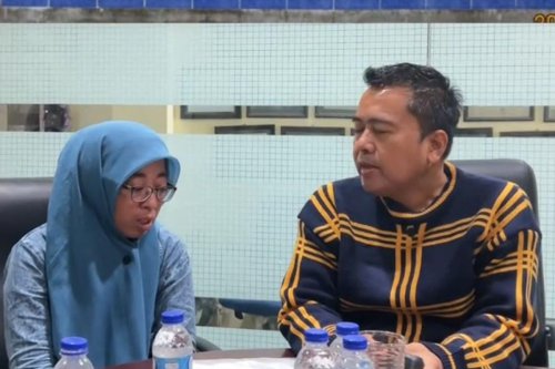 Nur Aini, Pasuruan, Kisah Guru Nur Aini: Curhat Jarak Mengajar 57 Km, Berujung SK Pemberhentian
