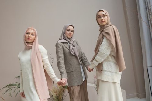 Top 10+ Inspirasi Outfit Idul Adha 2025 yang Anggun dan Nyaman Seharian
