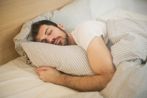 Tidur Terlalu Lama Juga Berdampak Buruk pada Kesehatan, Ini Risiko yang Perlu Diwaspadai