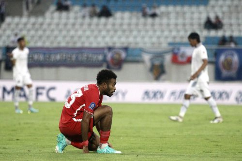 Yakob Sayuri, Malut United, Arema FC, Super League, PSSI, APPI, Yance Sayuri, Persib Bandung, Kecewa Diteriaki Rasis di Kanjuruhan, Yakob Sayuri Bangga Jadi Orang Timur