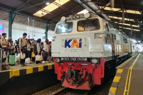 Jadwal Kereta Api Semarang-Purwokerto dari Stasiun Tawang dan Poncol