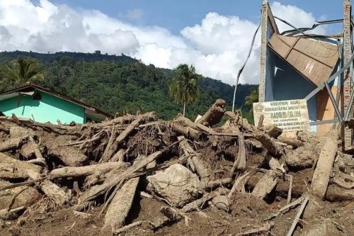 Update BNPB: 21 Jasad Ditemukan, Korban Tewas Banjir Sumatera Jadi 990 Jiwa