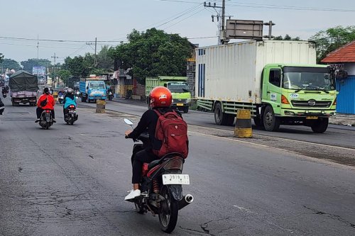 Nyamannya Jalur Lintas Jawa Timur Saat Mudik H-1 Lebaran