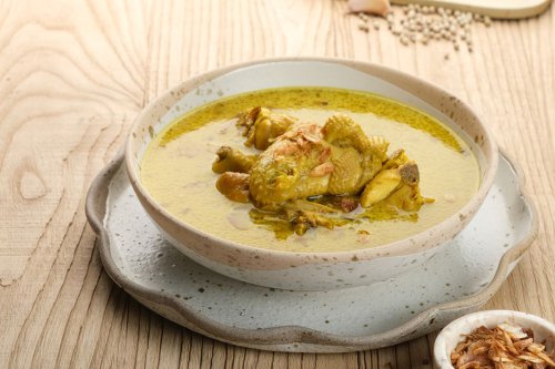 Resep Opor Ayam Suwir, Hidangan Istimewa untuk Idul Adha