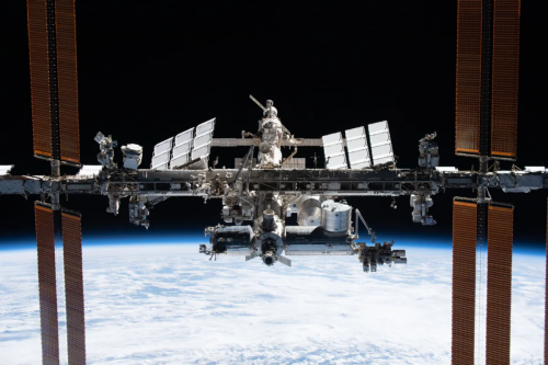 NASA, stasiun luar angkasa, astronot, Awak Sakit Serius, NASA Pulangkan Empat Astronot dari ISS