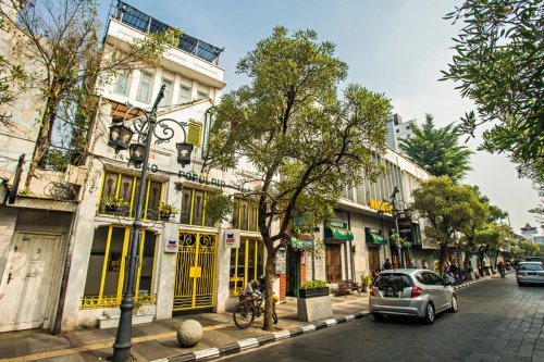 Naik Kereta Cuma Rp 16.000 dari Jakarta, 10 Wisata Dekat Stasiun Bandung