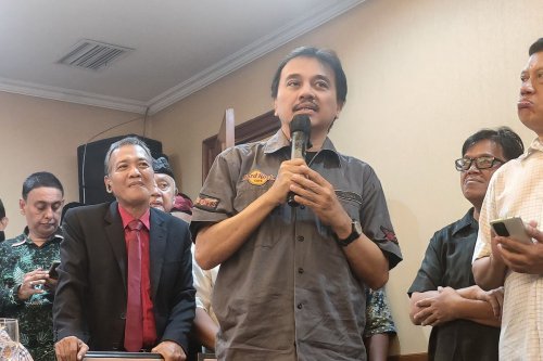 Mengapa Roy Suryo Pilih Hadiri Preskon Pemakzulan Gibran daripada Gelar Perkara Ijazah Jokowi?