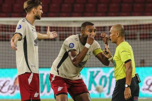 Susunan Pemain Arema FC Vs PSM Makassar, Julian Guevara dan Yuran Fernandes Kembali