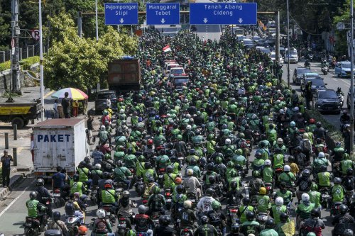 Solidaritas ASEAN, Warganet Malaysia dan Thailand Pesan Makanan untuk Ojol Indonesia