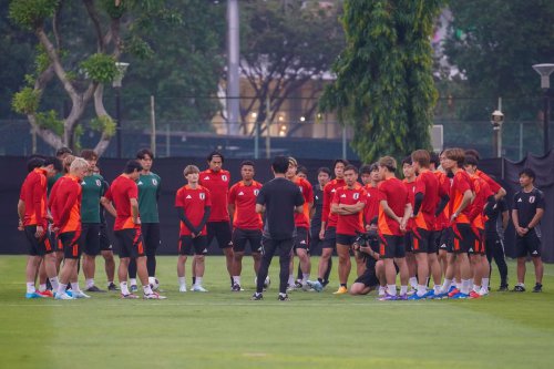 Hajime Moriyasu Singgung Gaya Permainan Kluivert di Timnas Indonesia