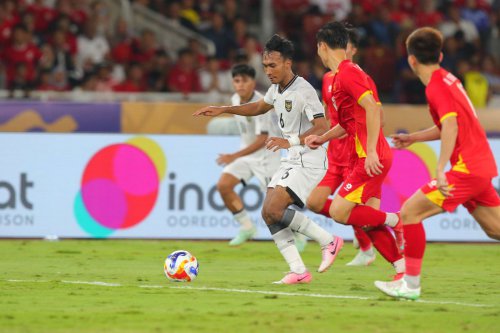 Timnas U23 Indonesia, Vietnam, ASEAN U23 Championship 2025, Indonesia vs Vietnam, Gita Suwondo, Piala AFF U23 2025, Pengamat Soroti Kreativitas Minim Timnas U23 Indonesia di Final Piala AFF